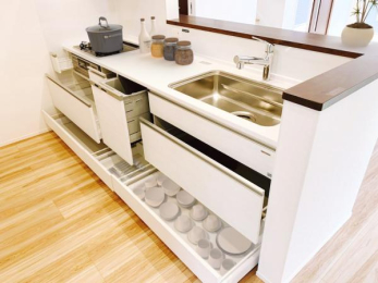  ■食洗機・浄水器搭載のシステムキッチン！同仕様写真